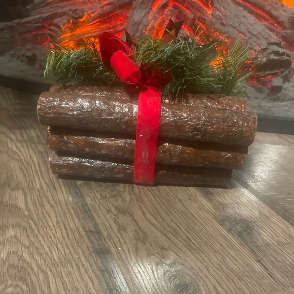Vintage Christmas Holiday Yule Log Decoration Centerpiece - Picture 5 of 8